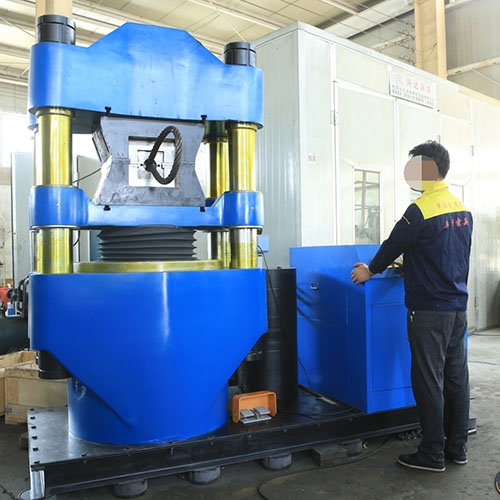 辰力壓套機 辰力壓套機/